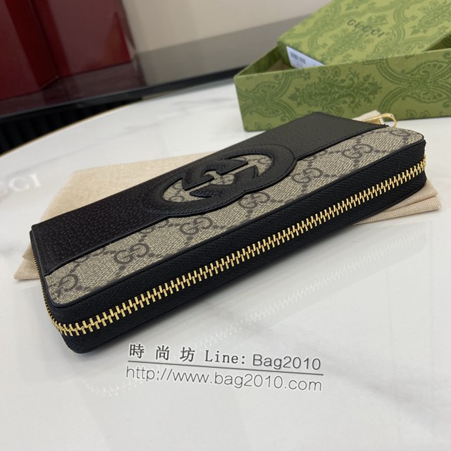 Gucci專櫃古馳最新款飾鏤空互扣式雙G錢包長錢包 jh2104型號：701423